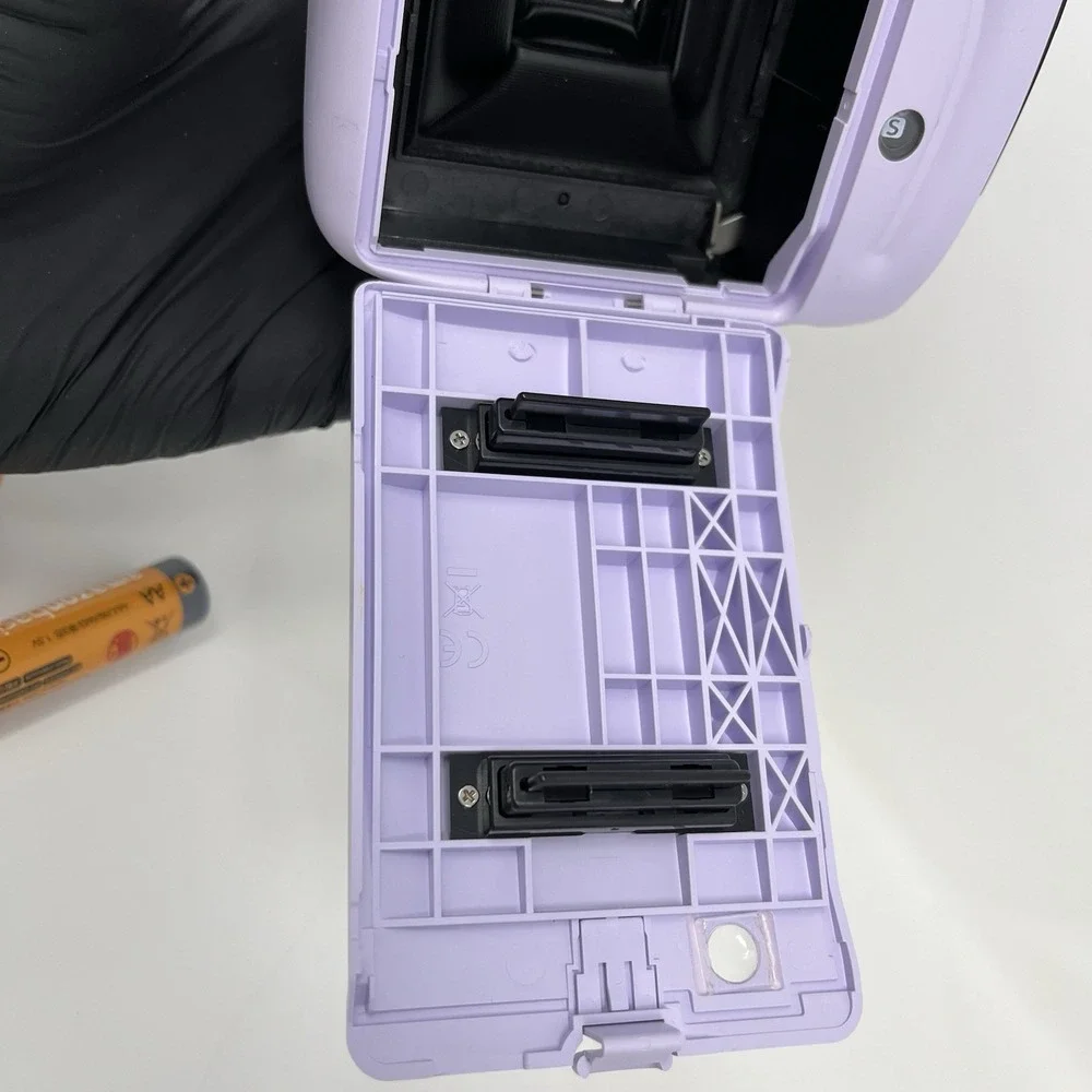 Fujifilm Instax Mini 11 Instant Camera - Lilac Purple - Read Description / As Is